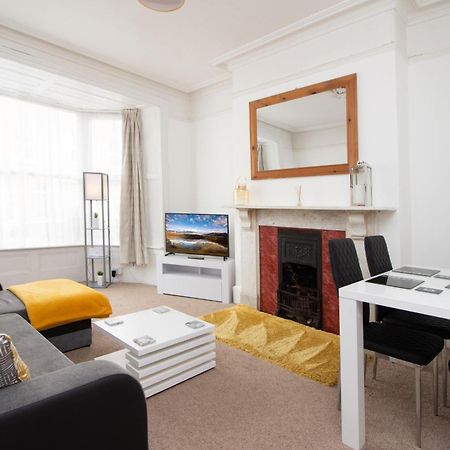 Raleigh Gf - Ground Floor 1 Bed Georgian Flat In The City Centre Free Parking And Wifi Exeter Luaran gambar