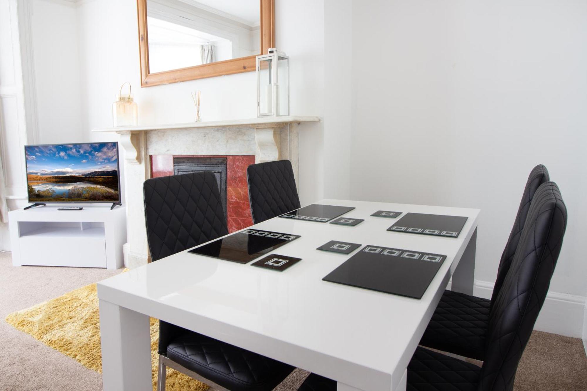 Raleigh Gf - Ground Floor 1 Bed Georgian Flat In The City Centre Free Parking And Wifi Exeter Luaran gambar